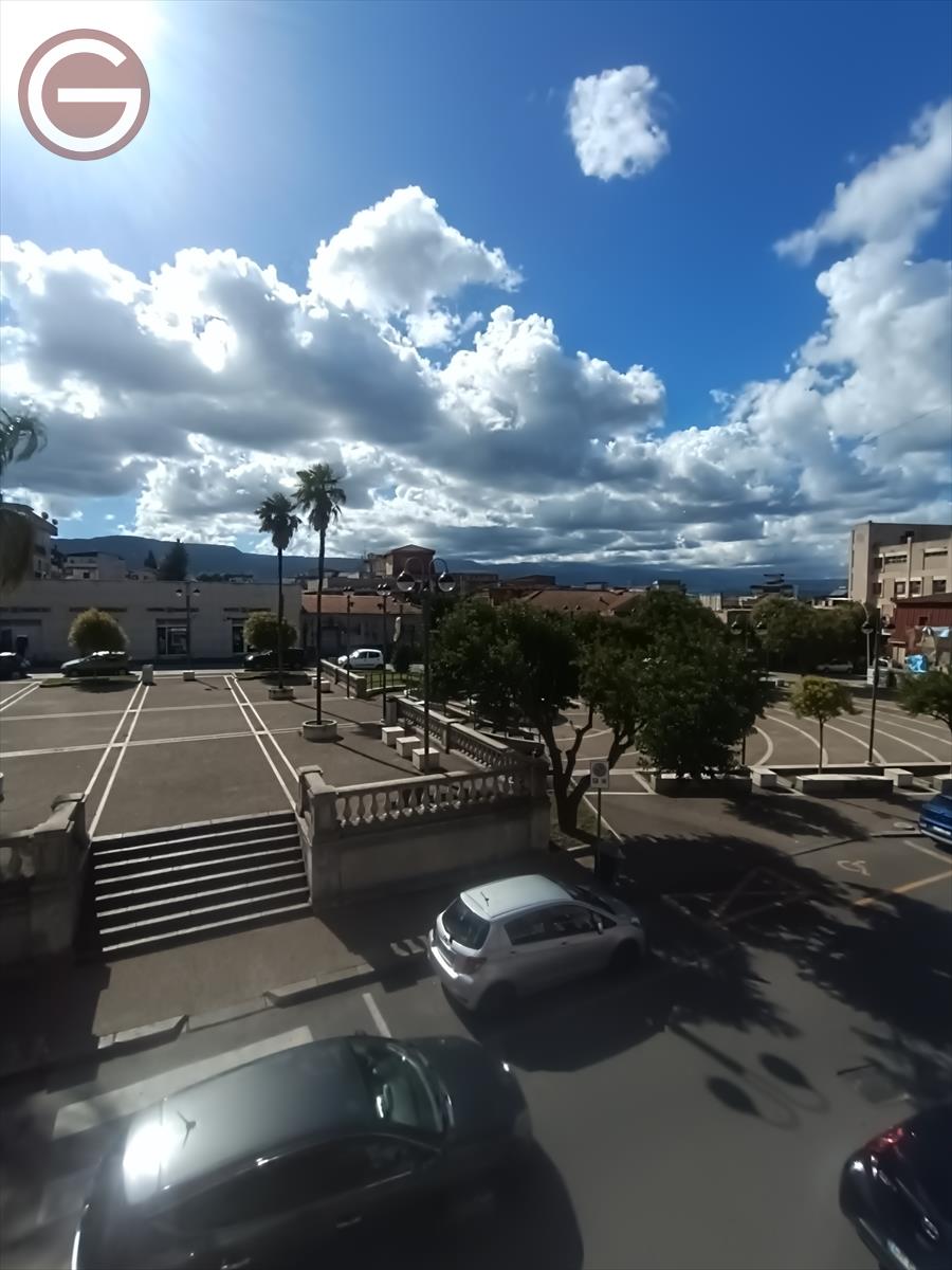 Locale commerciale in vendita, Taurianova centro