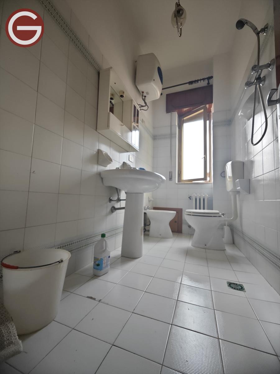 Trilocale in affitto, Taurianova zona semicentrale