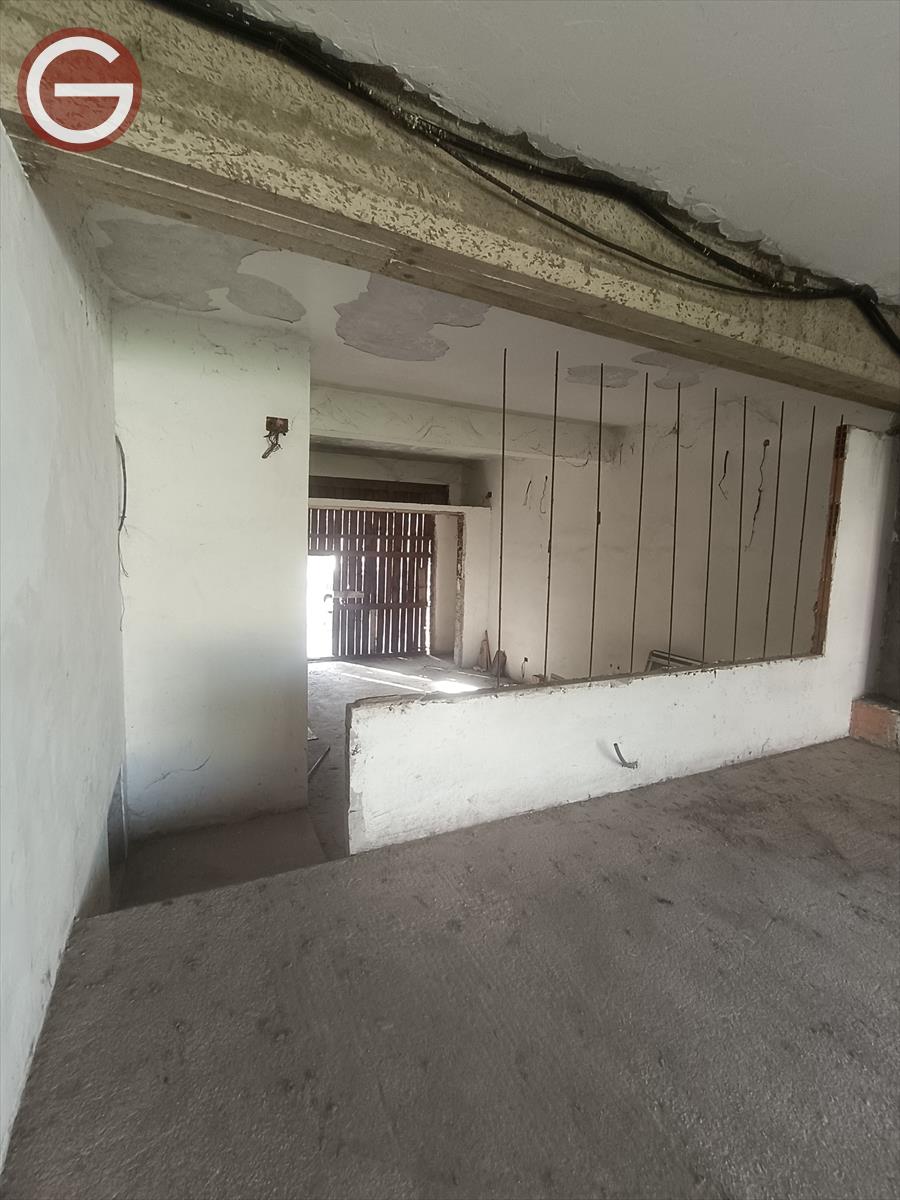 Rustico da ristrutturare, Taurianova semicentrale