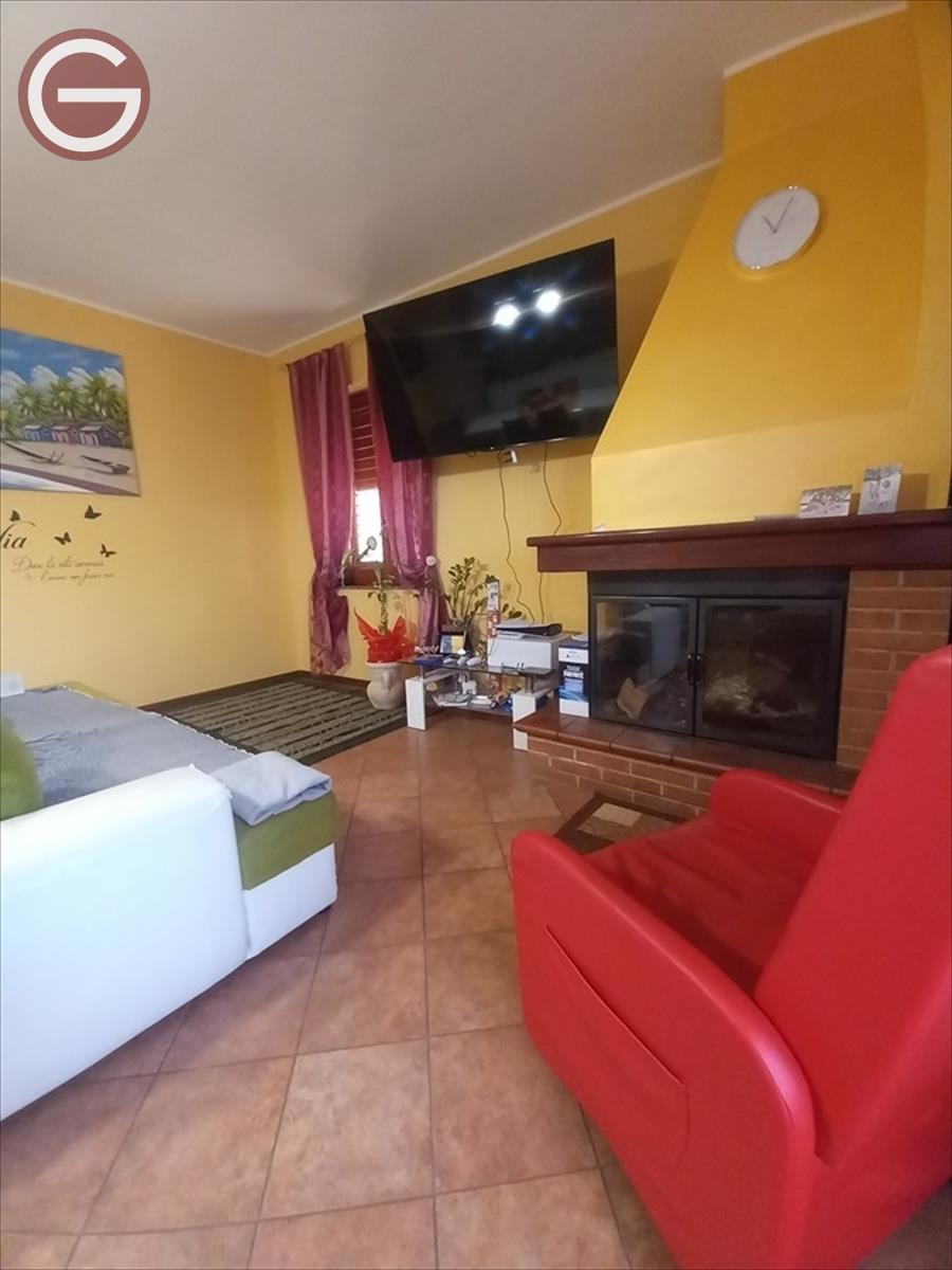 Quadrilocale con box, Cittanova periferia