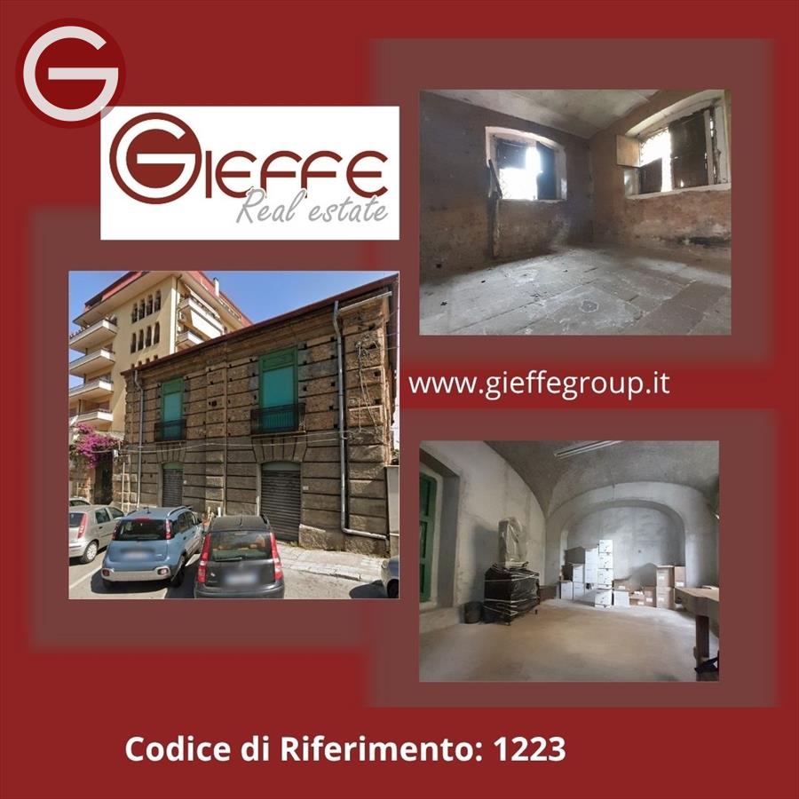 Locale commerciale da ristrutturare, Taurianova centrale