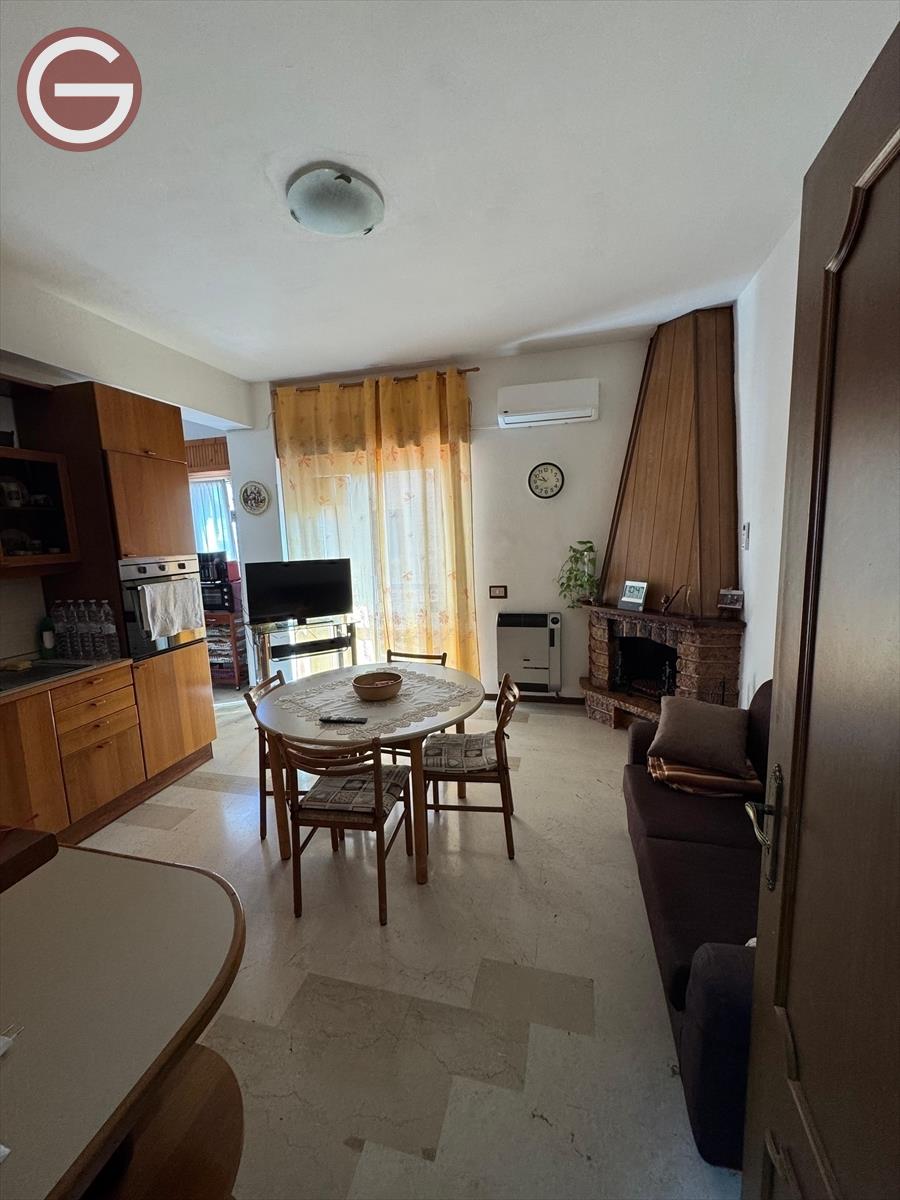 Trilocale in vendita, Polistena centrale