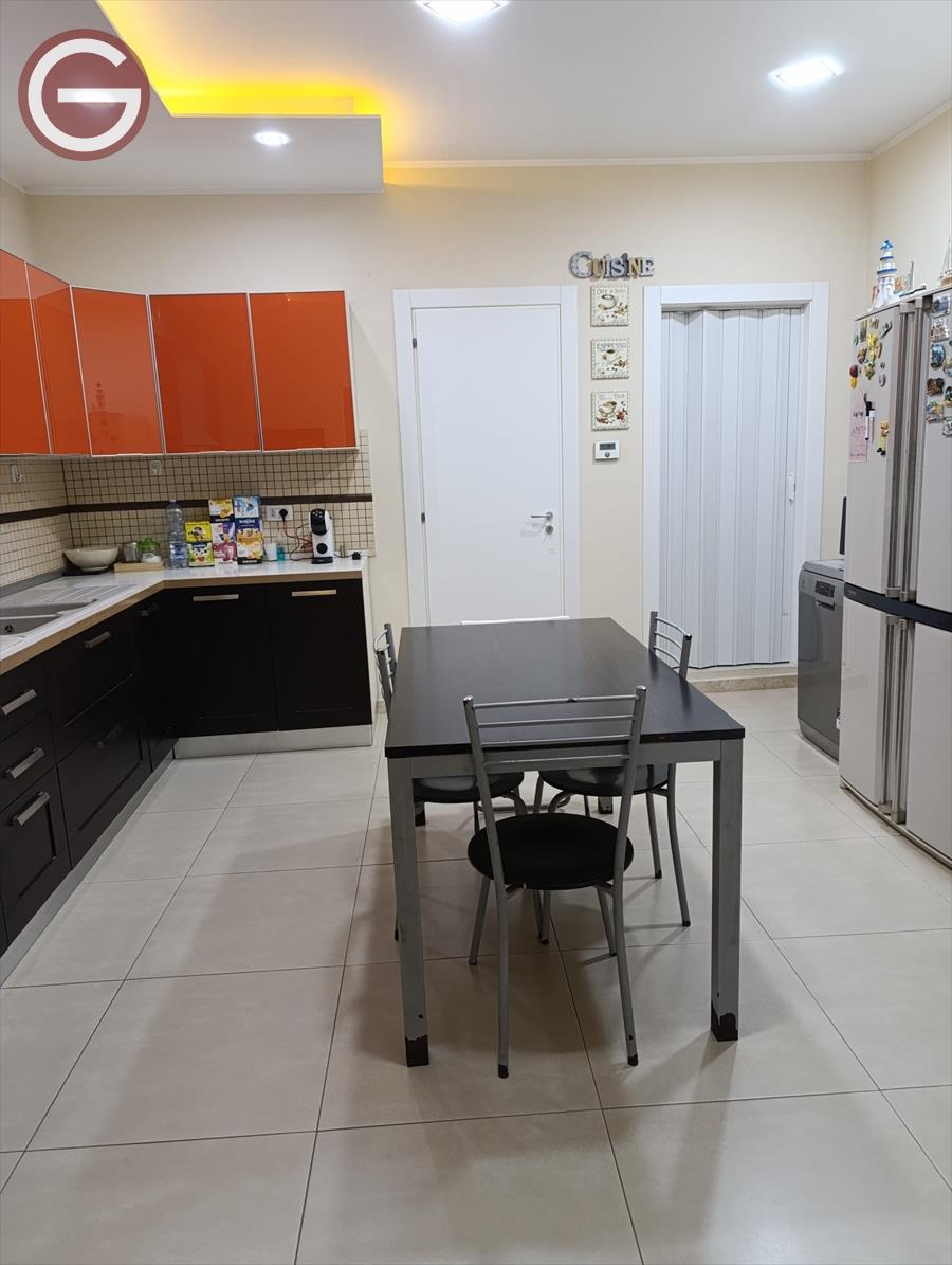 Bilocale ristrutturato, Polistena centrale