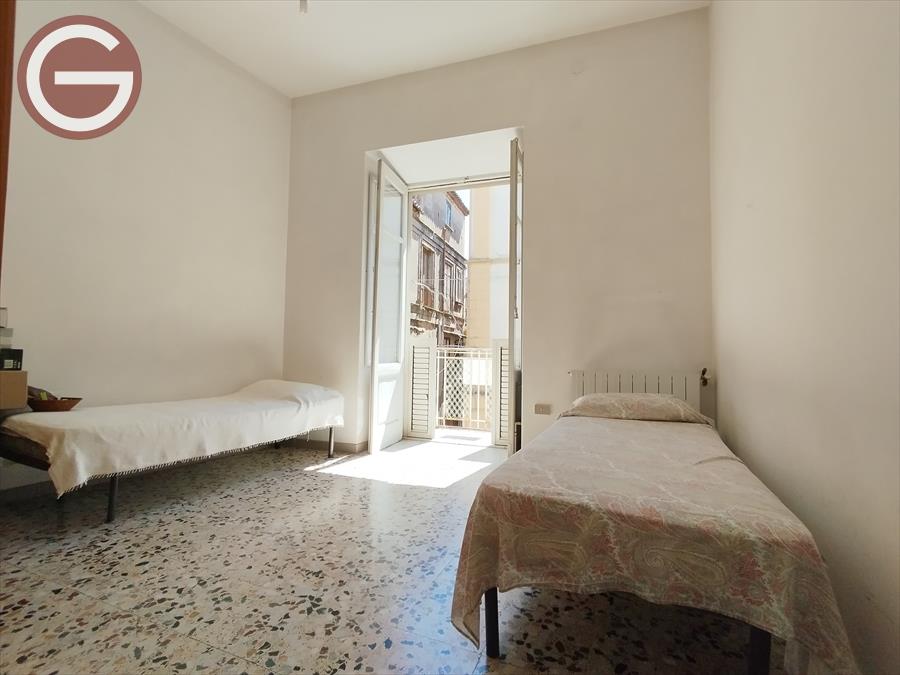 Stabile/Palazzo con box, Cittanova zona semicentrale