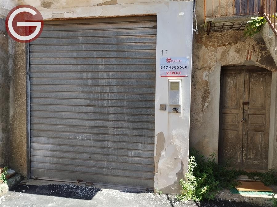 Box/Garage 38mq con box, Cittanova zona semicentrale