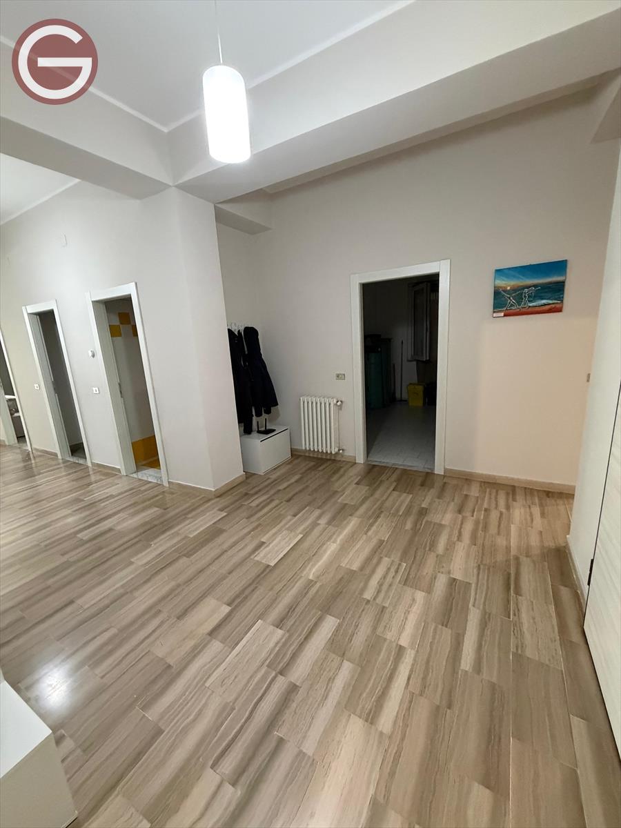 Trilocale in vendita, Taurianova semicentrale