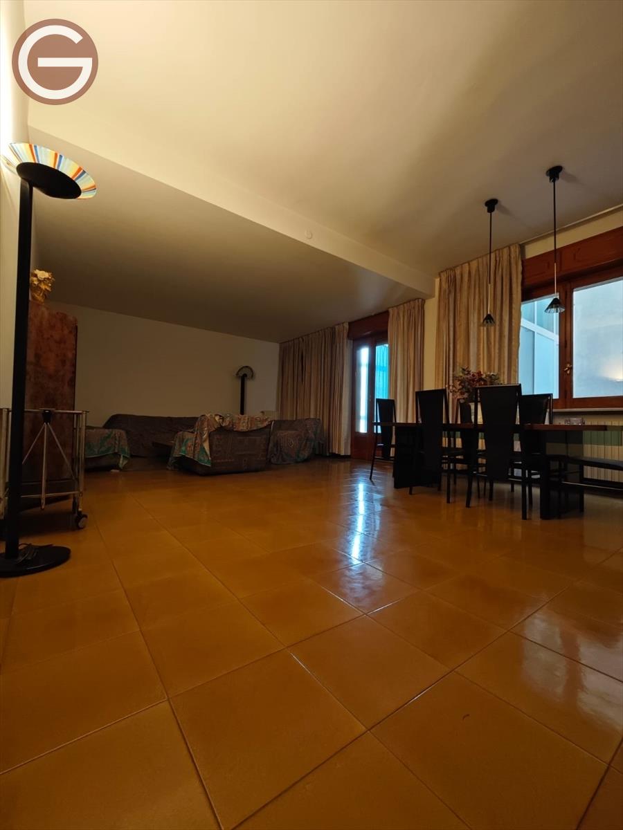 Quadrilocale con box, Taurianova centrale