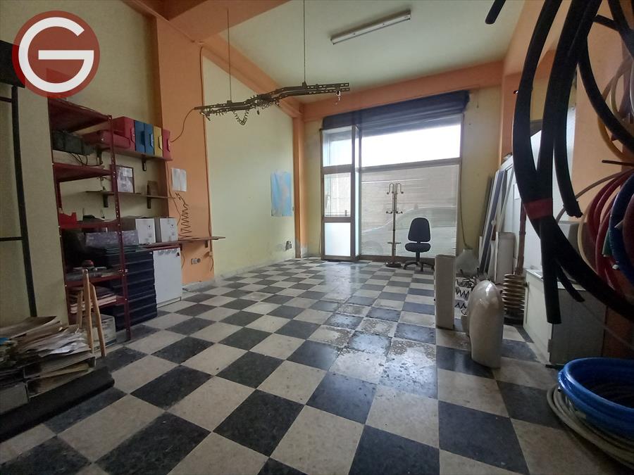 Locale commerciale in vendita, Polistena zona semicentrale