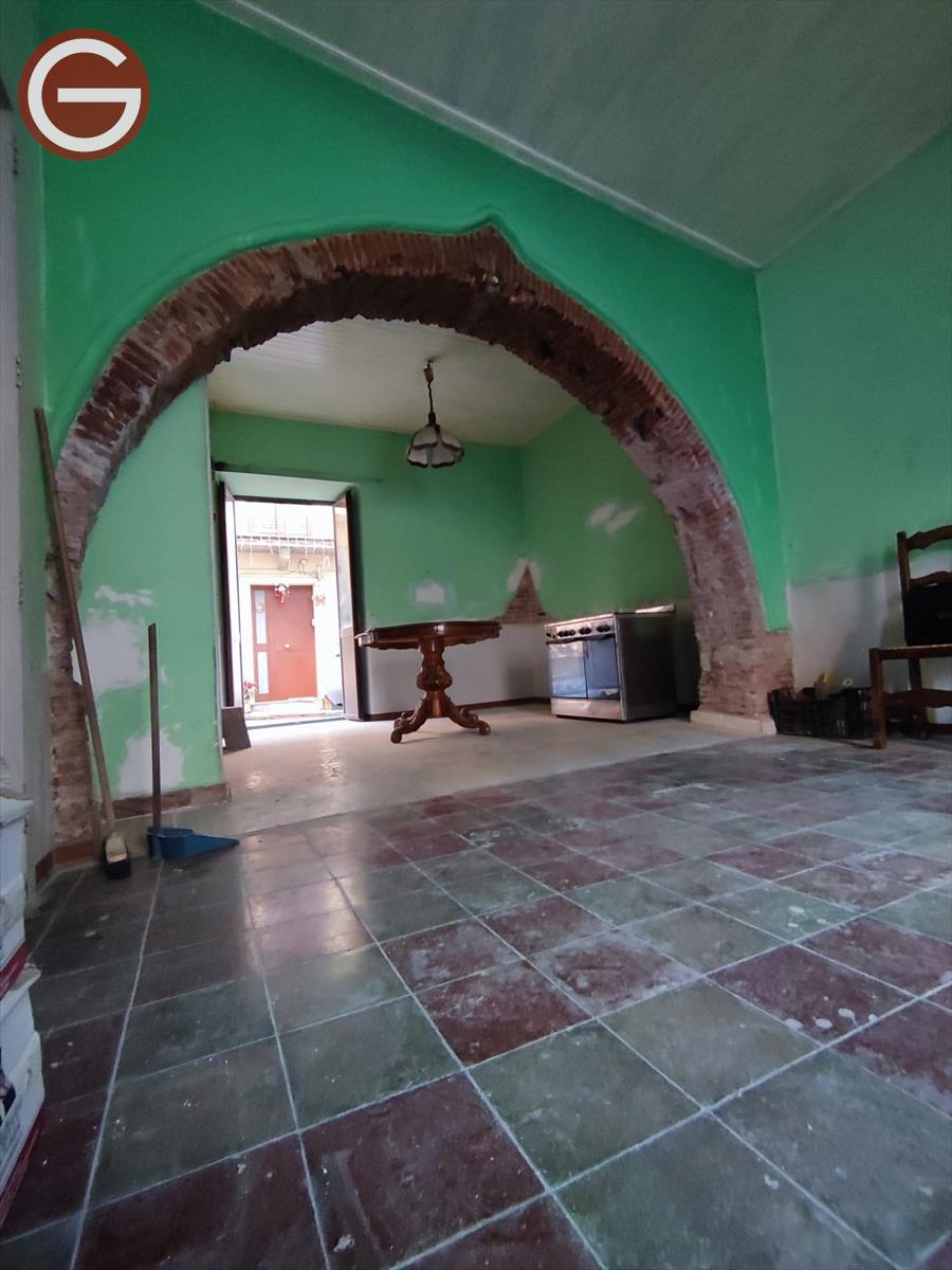 Casa indipendente da ristrutturare, Cittanova centrale