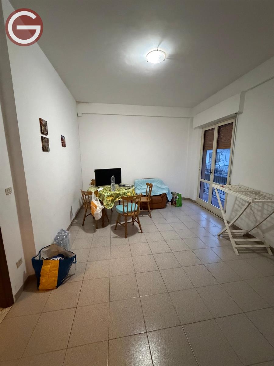 Monolocale in vendita, Polistena centrale