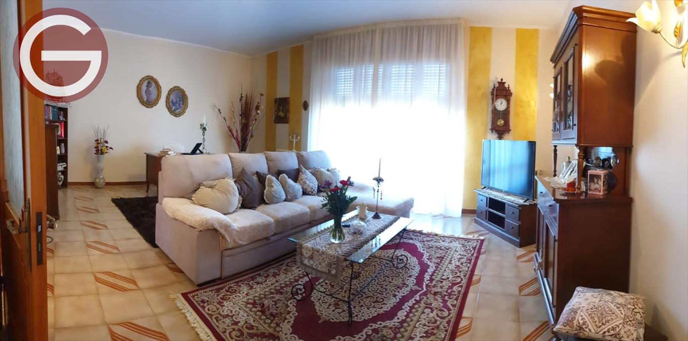 Quadrilocale in vendita, Taurianova zona semicentrale