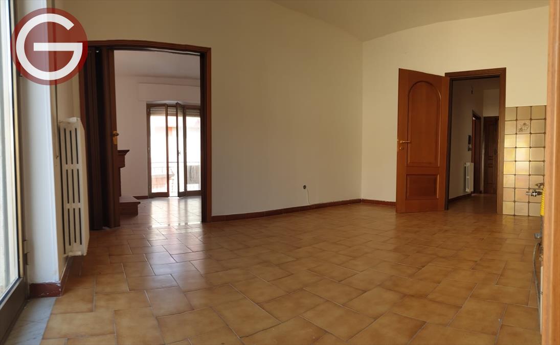 Trilocale in vendita, Taurianova semicentrale