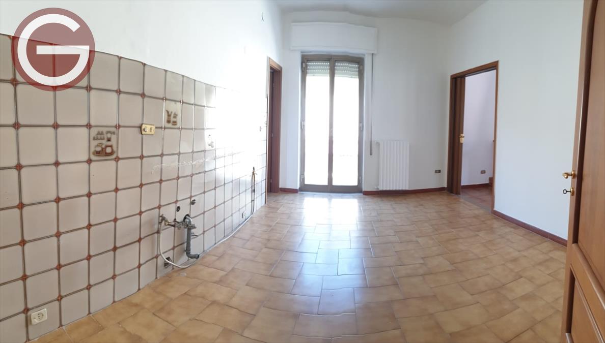 Trilocale in vendita, Taurianova semicentrale