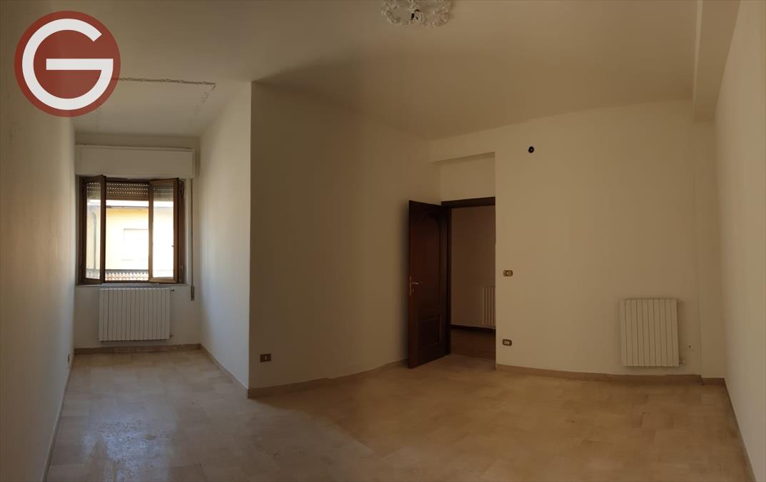 Trilocale in vendita, Taurianova semicentrale