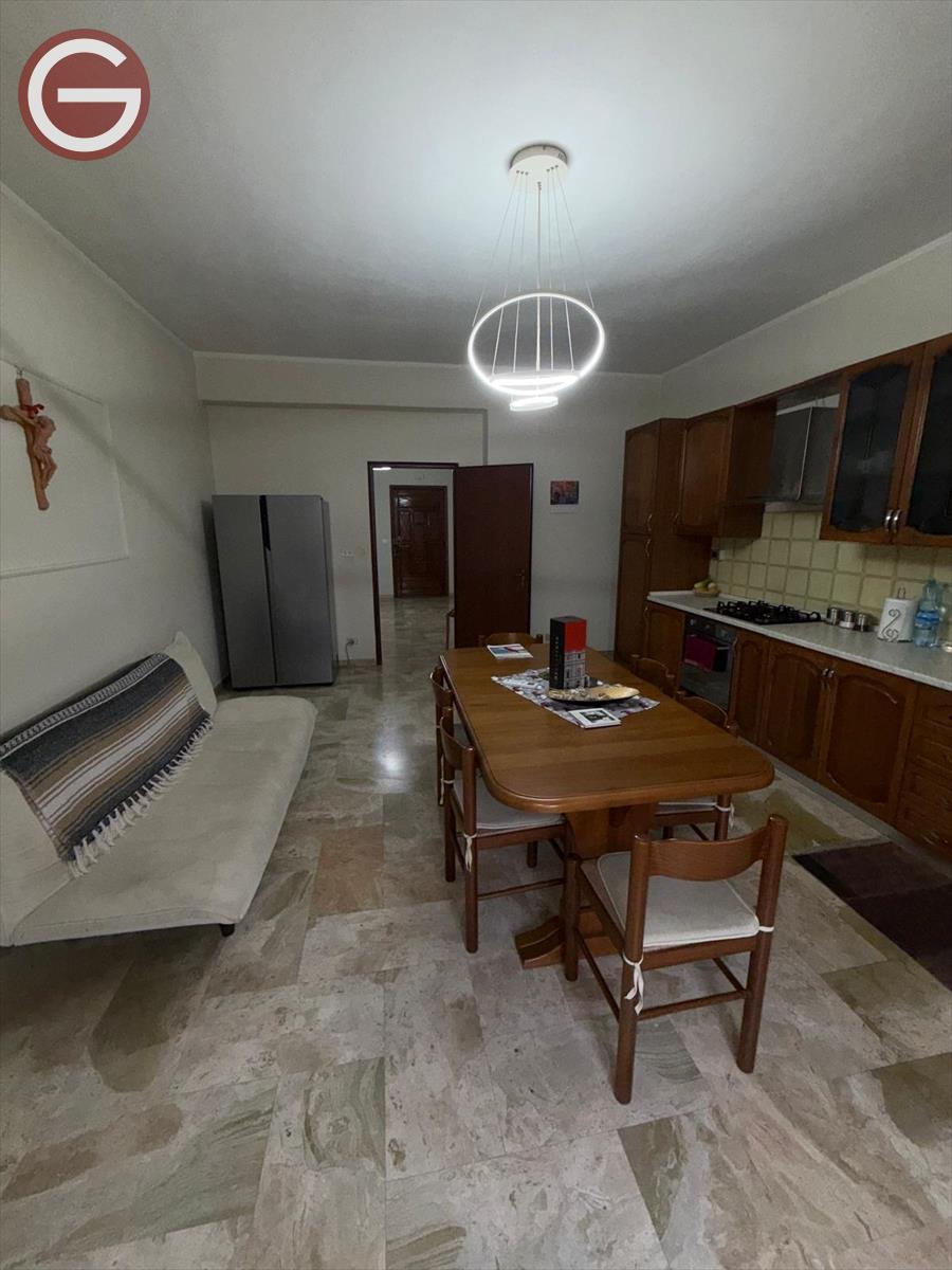 Trilocale in vendita, San Ferdinando zona semicentrale