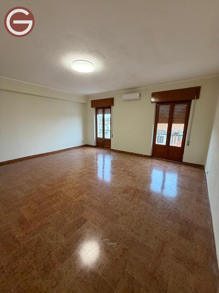 Trilocale in vendita, San Ferdinando zona semicentrale