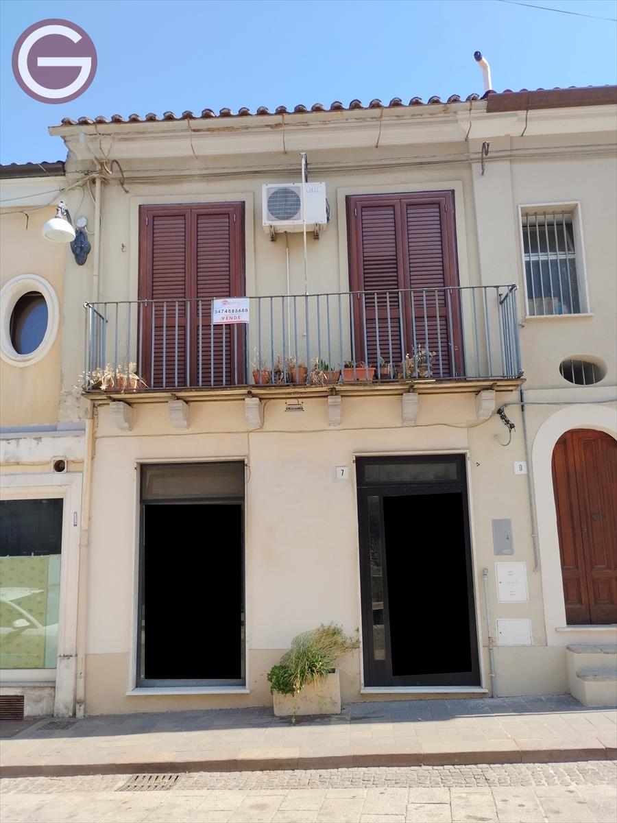 Casa indipendente in vendita, Cittanova zona semicentrale