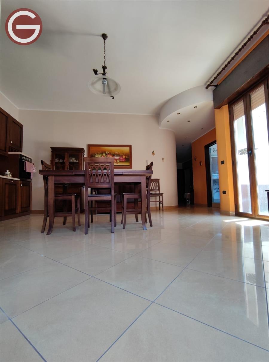 Quadrilocale in vendita, Gioia Tauro centrale