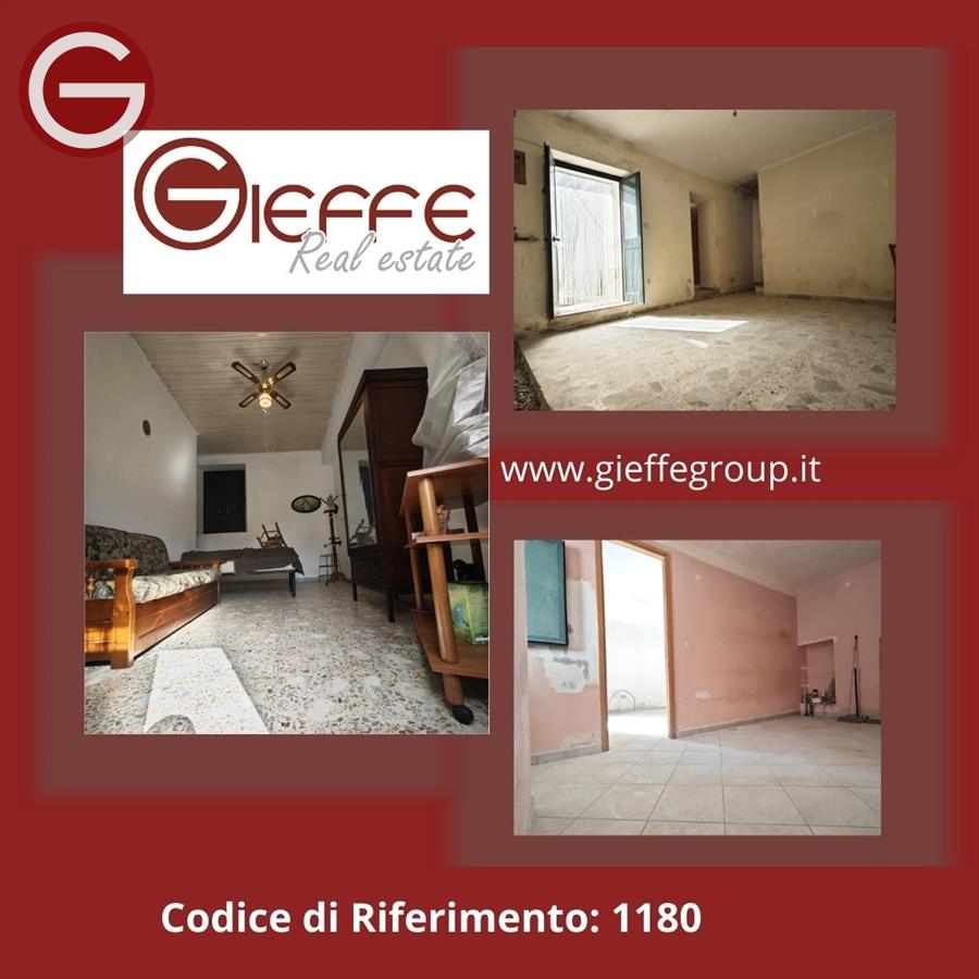 Casa indipendente da ristrutturare, Taurianova centro