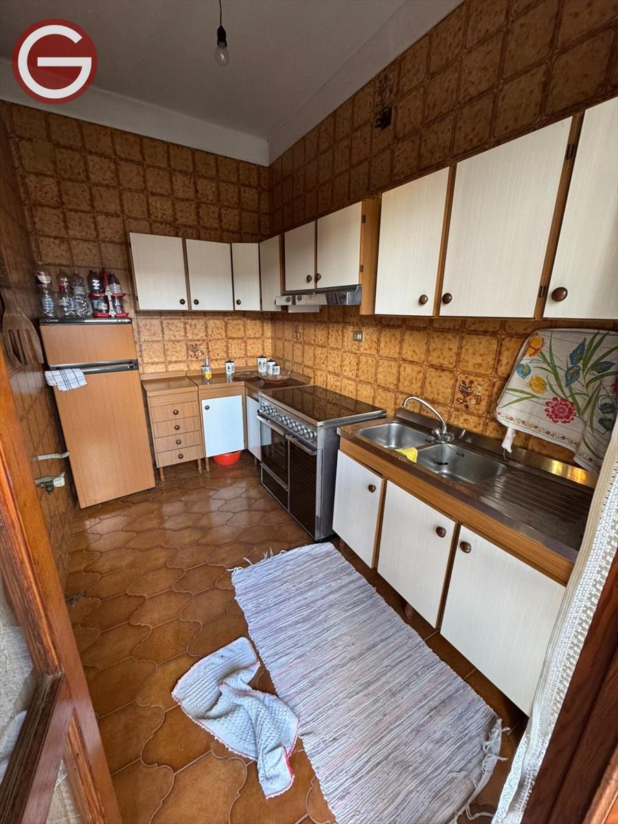 Casa indipendente con giardino, Taurianova centrale