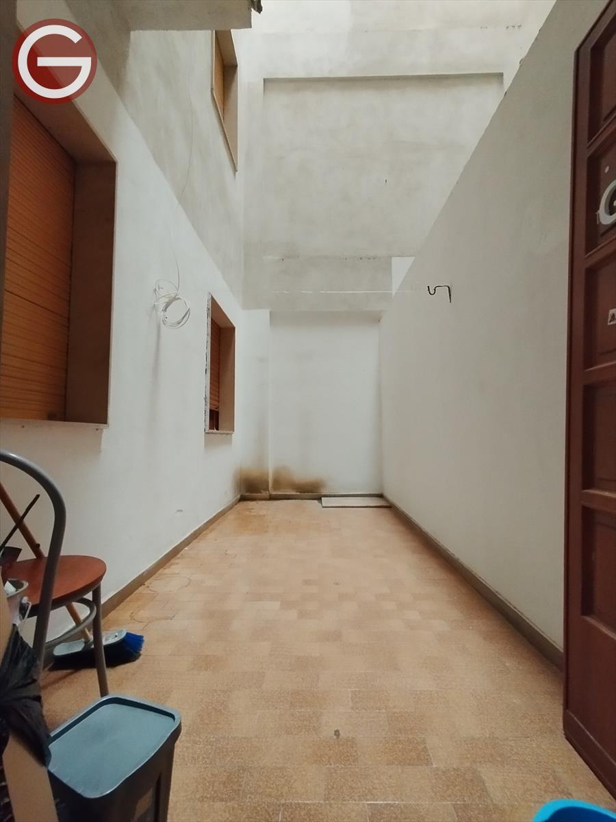 Quadrilocale in vendita, Gioia Tauro zona semicentrale