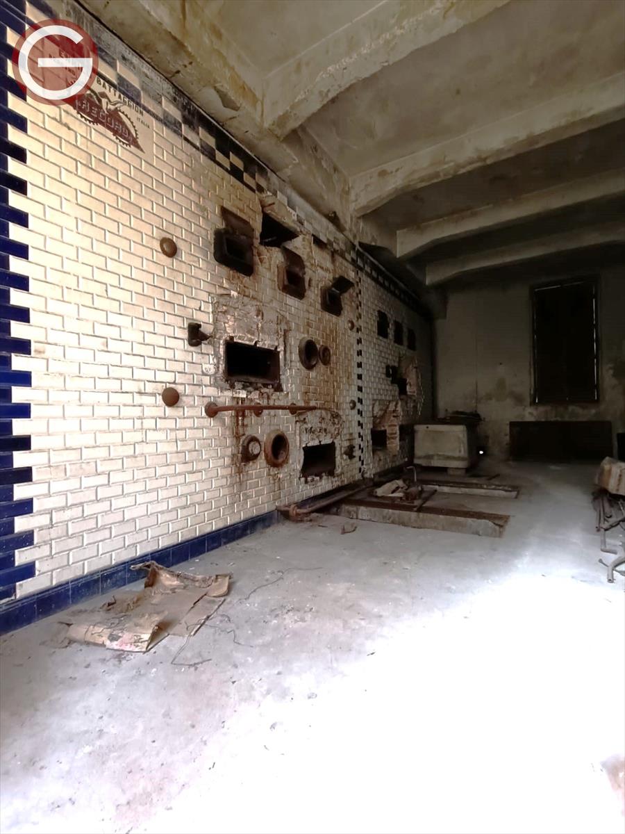 Locale commerciale da ristrutturare, Polistena centrale