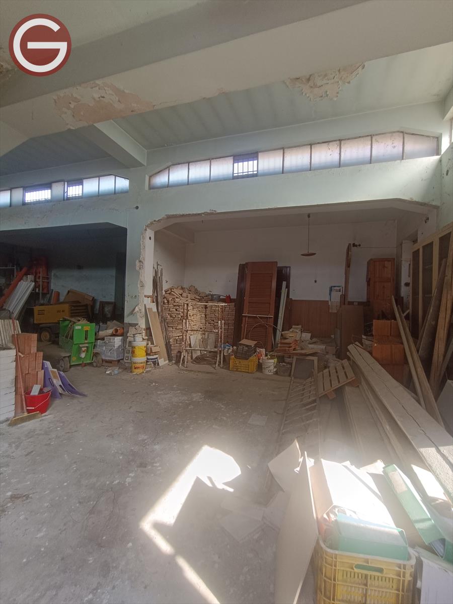 Magazzino in vendita, Taurianova semicentrale