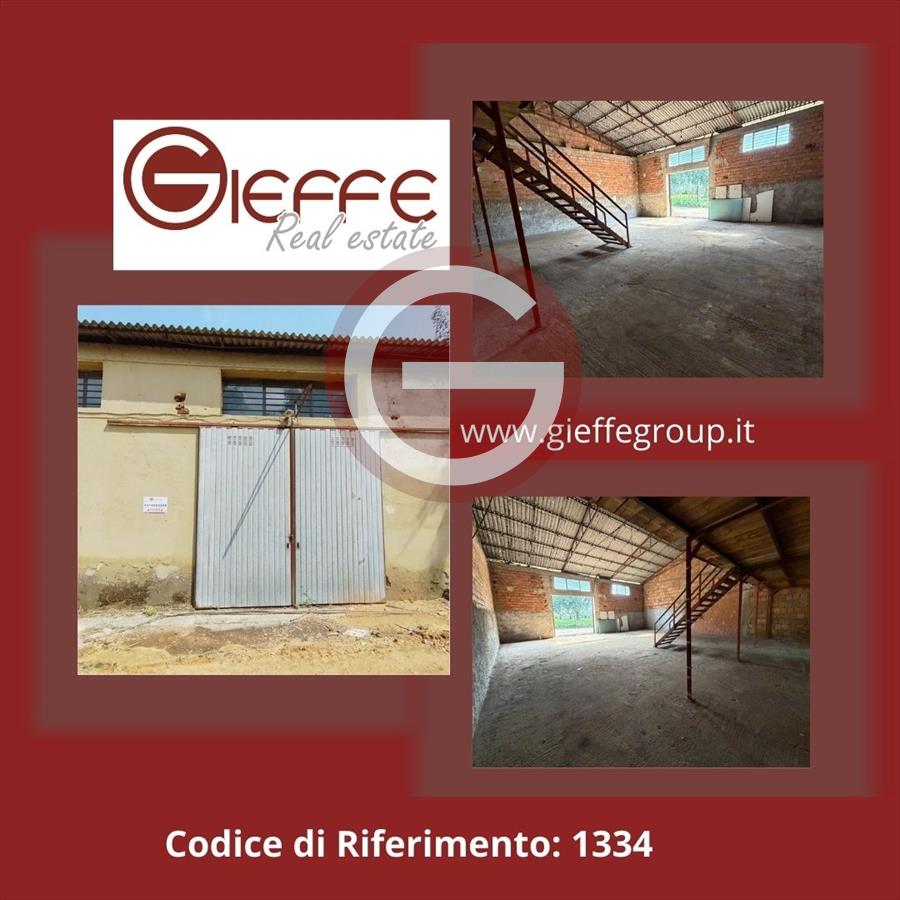 Capannone in affitto, Taurianova zona semicentrale