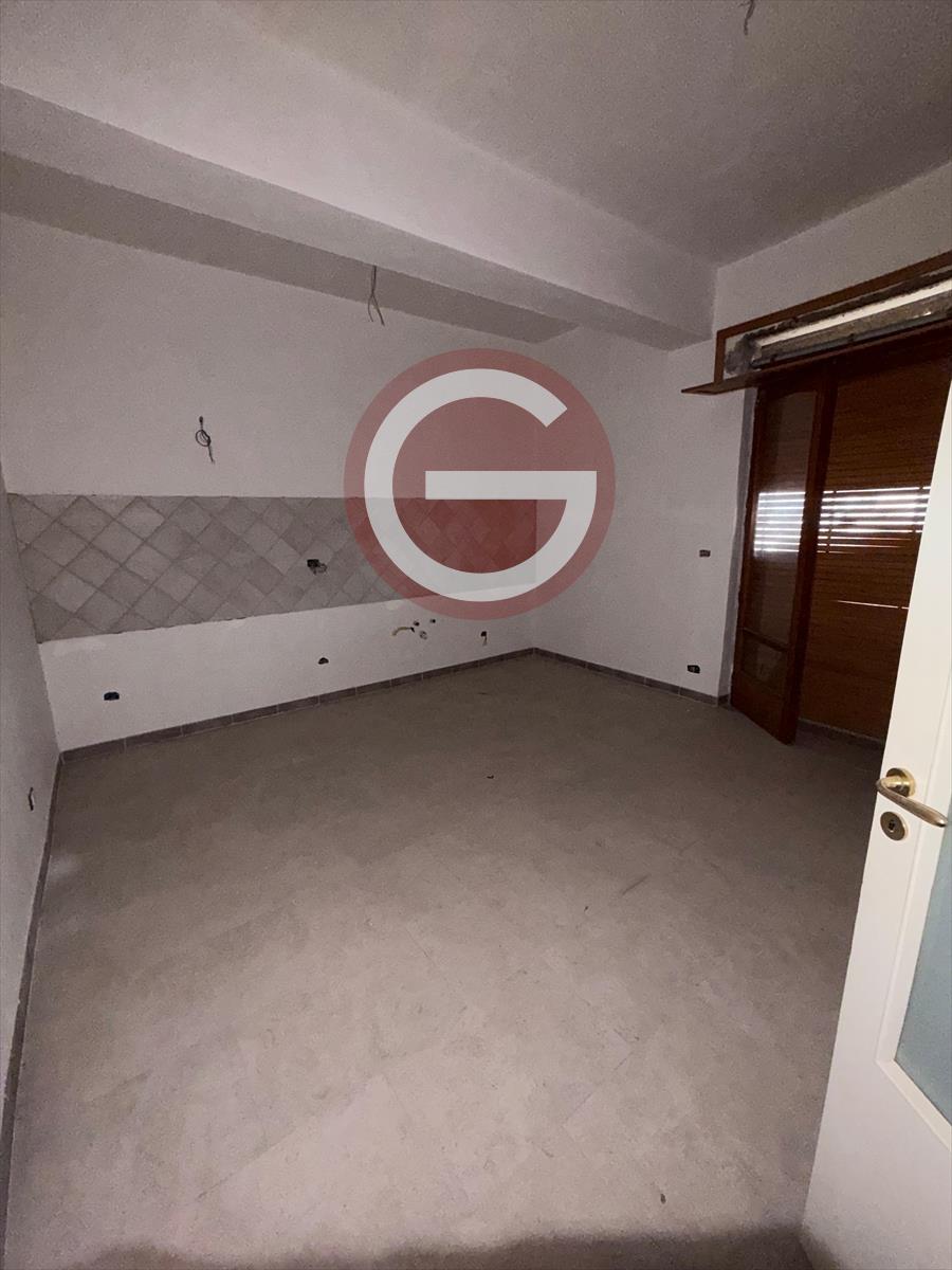 Trilocale in vendita, Taurianova centrale