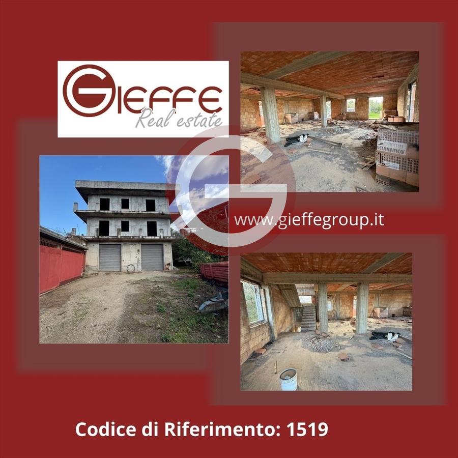 Bilocale con giardino in viale merano, Cittanova