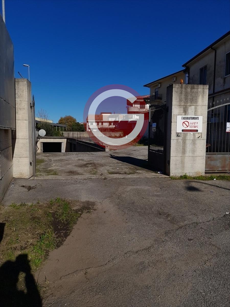 Magazzino in vendita, Taurianova centrale