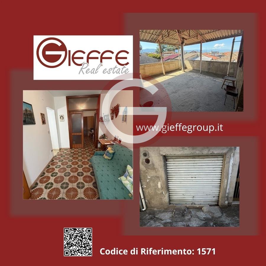 Casa indipendente con box, Taurianova semicentrale