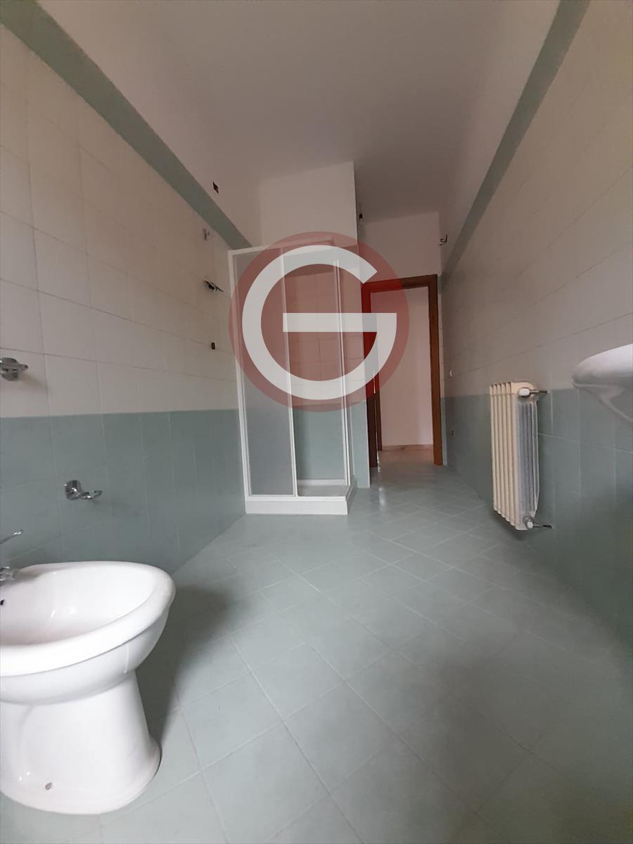 Trilocale in vendita, Cittanova semicentrale