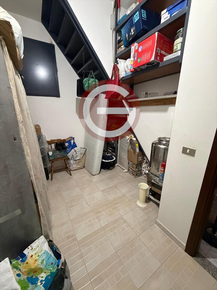 Appartamento in vendita, Cinquefrondi zona semicentrale