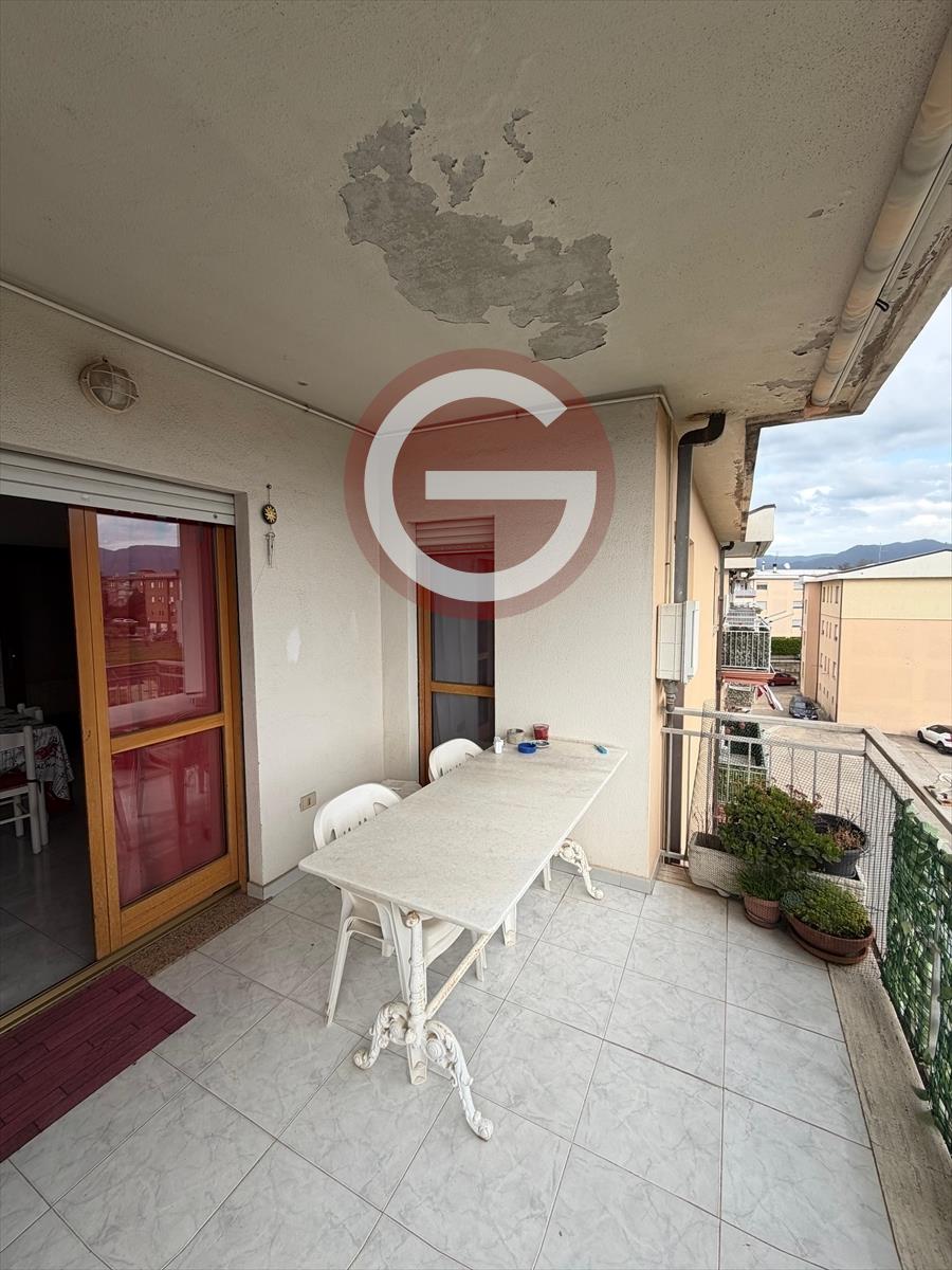 Trilocale con box, Taurianova semicentrale