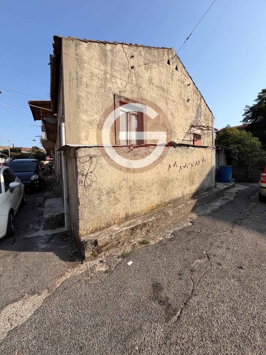 Casa indipendente da ristrutturare, Polistena zona semicentrale