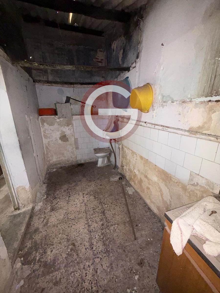 Casa indipendente da ristrutturare, Polistena zona semicentrale