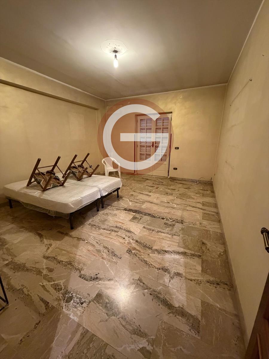 Trilocale in vendita, Rosarno zona semicentrale