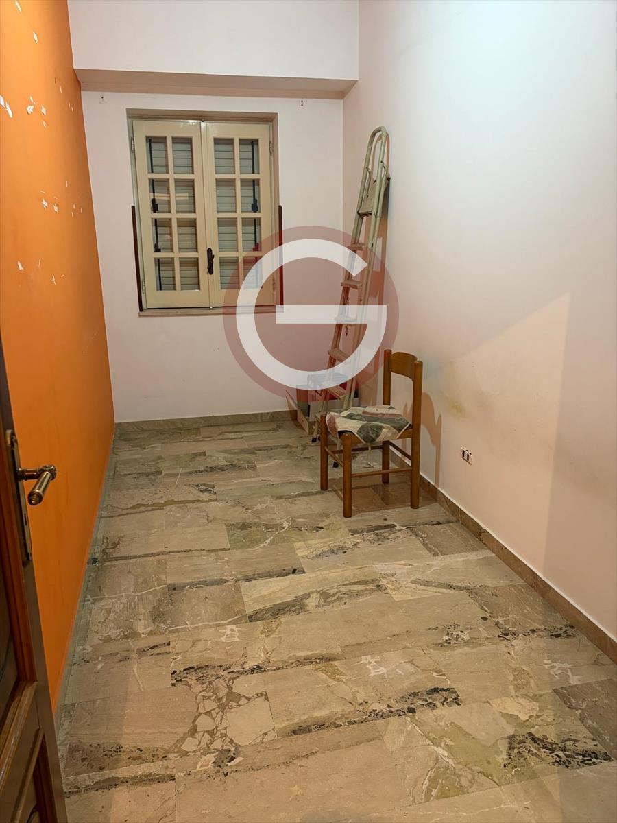 Trilocale in vendita, Rosarno zona semicentrale