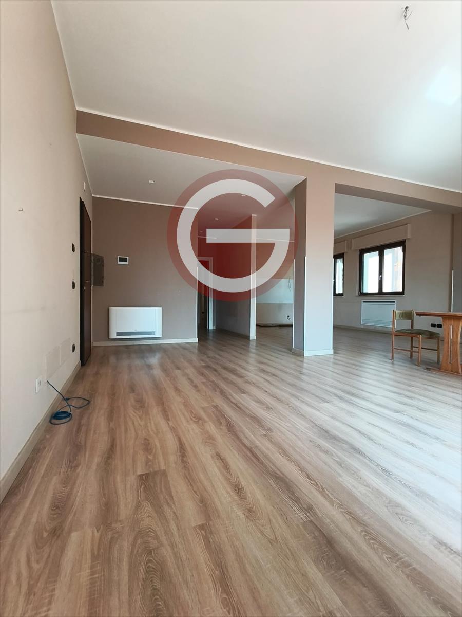Trilocale classe A, Taurianova semicentrale