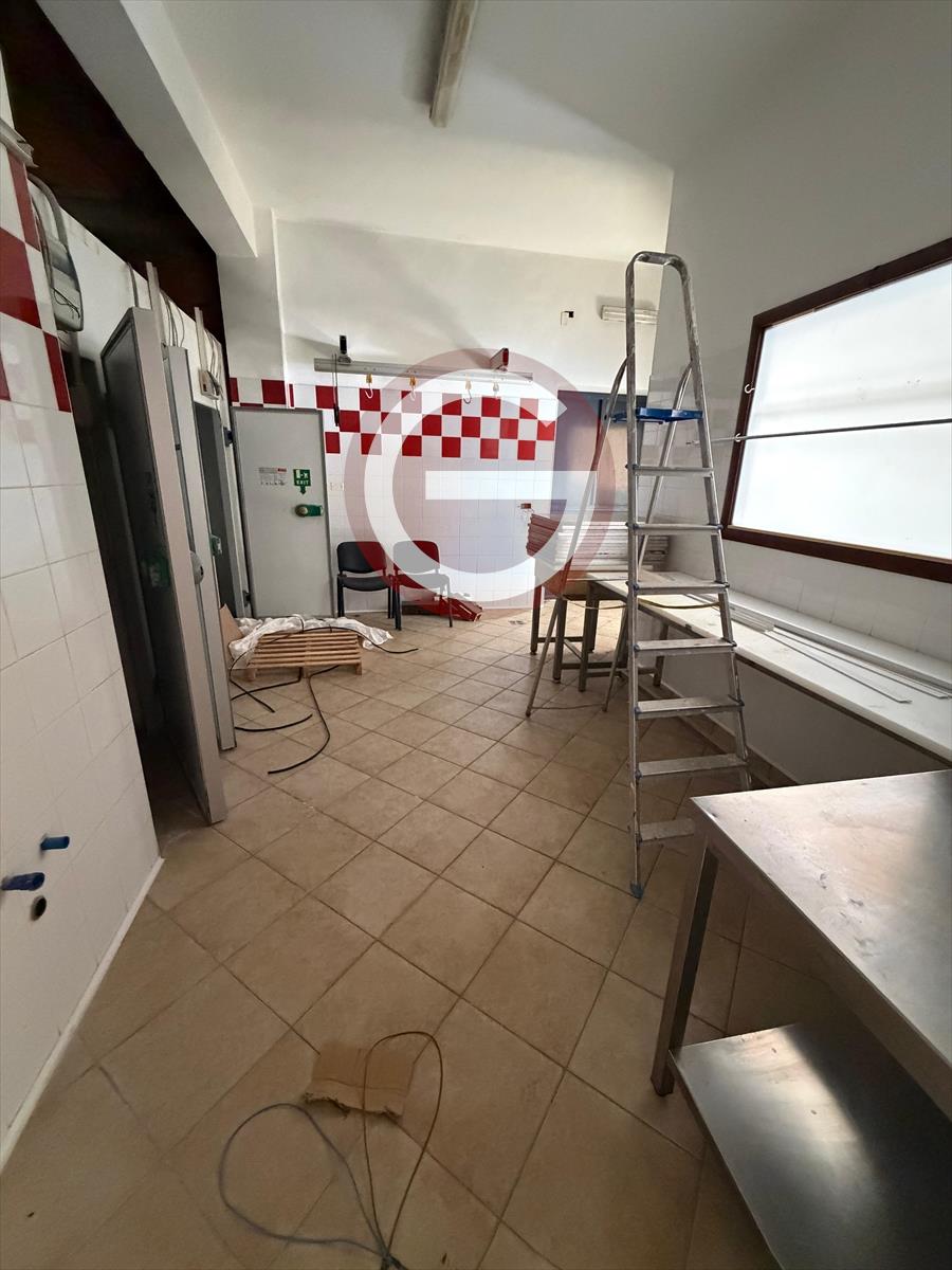 Locale commerciale in vendita, Taurianova semicentrale