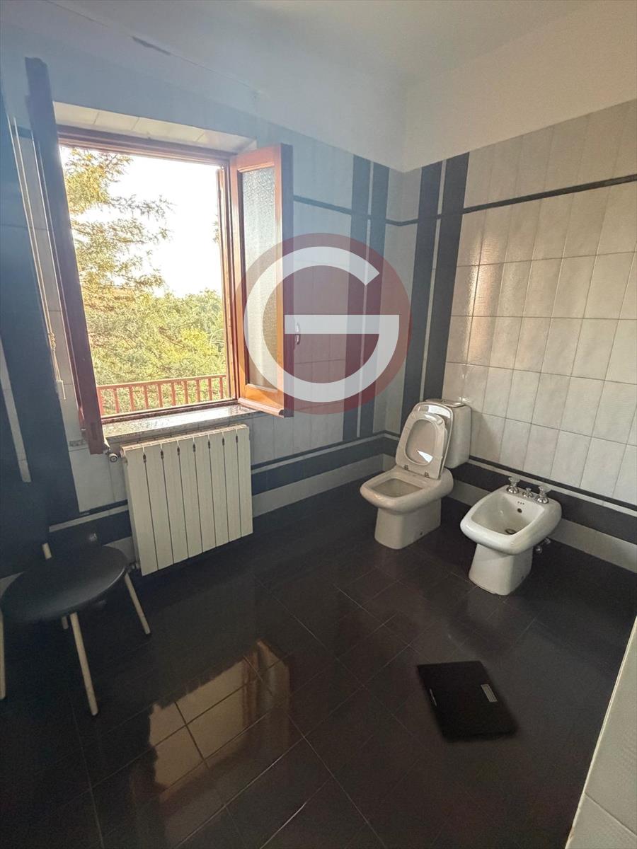 Trilocale in vendita, Taurianova semicentrale