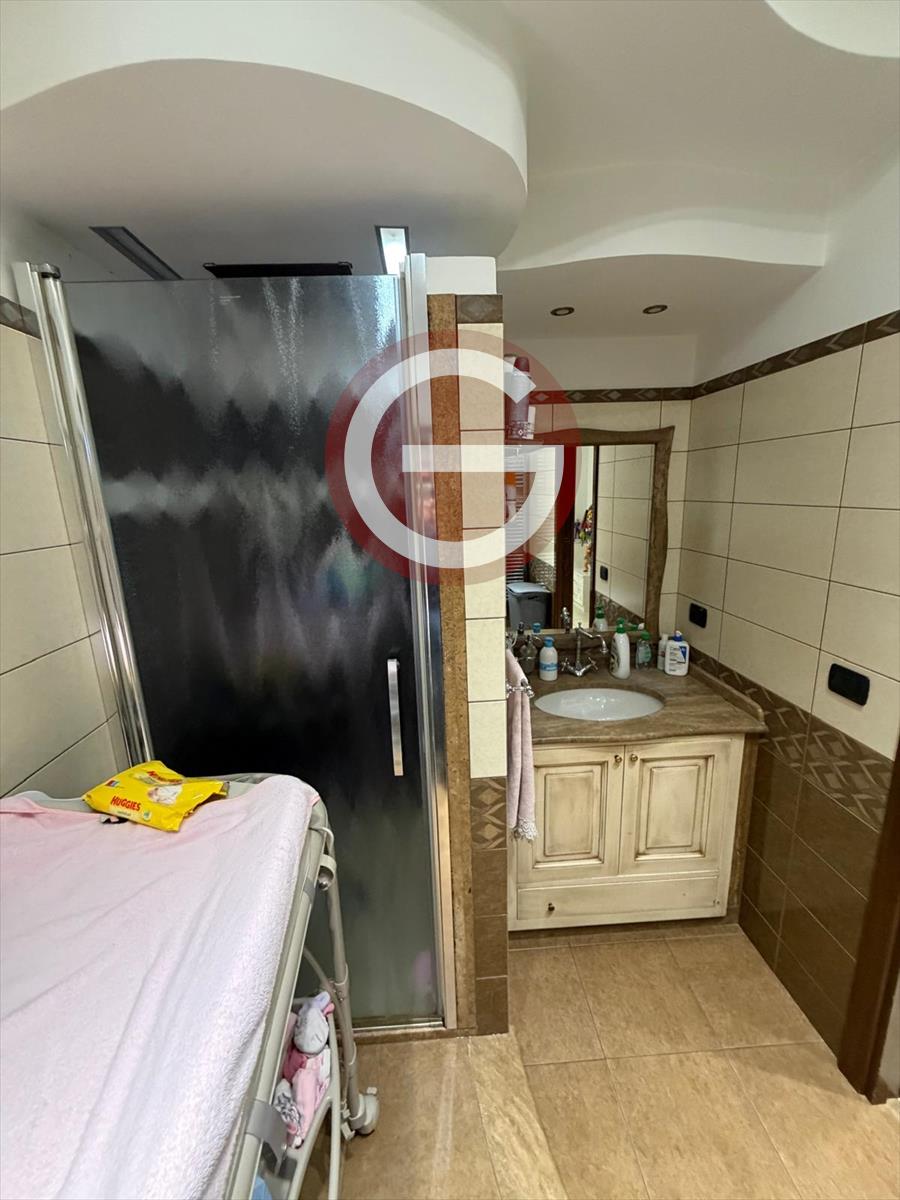 Trilocale con box, Taurianova semicentrale