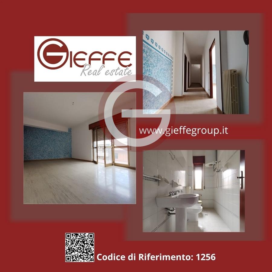 Trilocale in affitto, Taurianova zona semicentrale