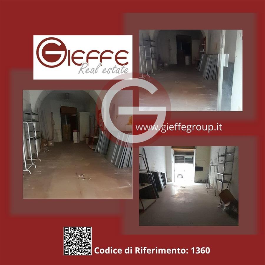 Locale commerciale in vendita, Cinquefrondi centro