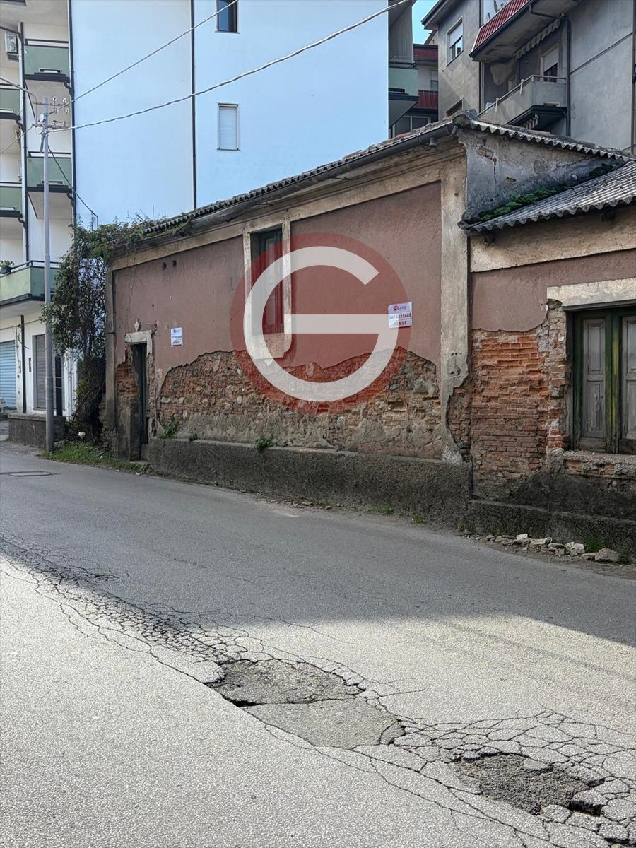 Casa indipendente in vendita, Taurianova centrale