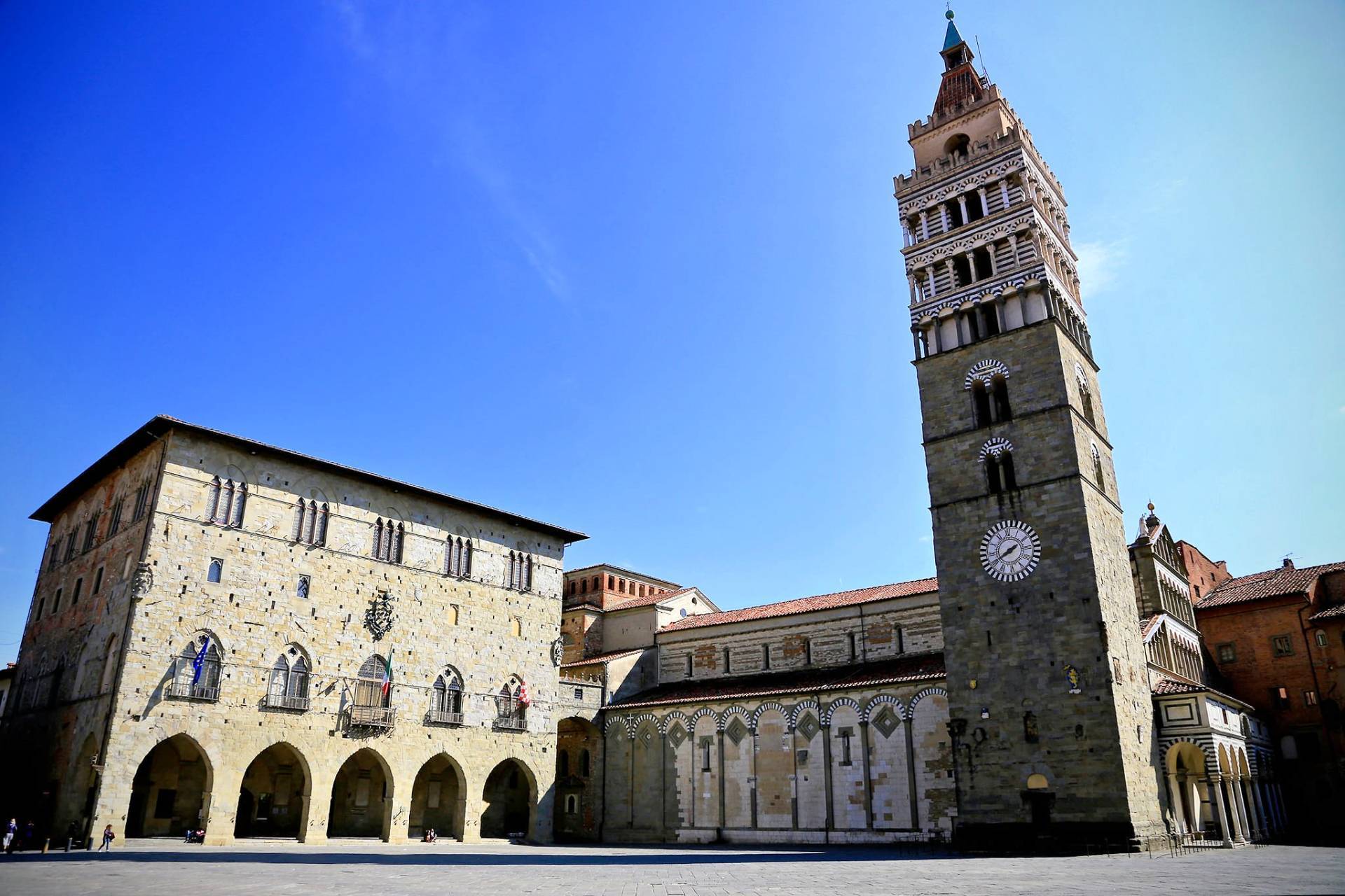 Stabile/Palazzo con terrazzo, Pistoia centro storico