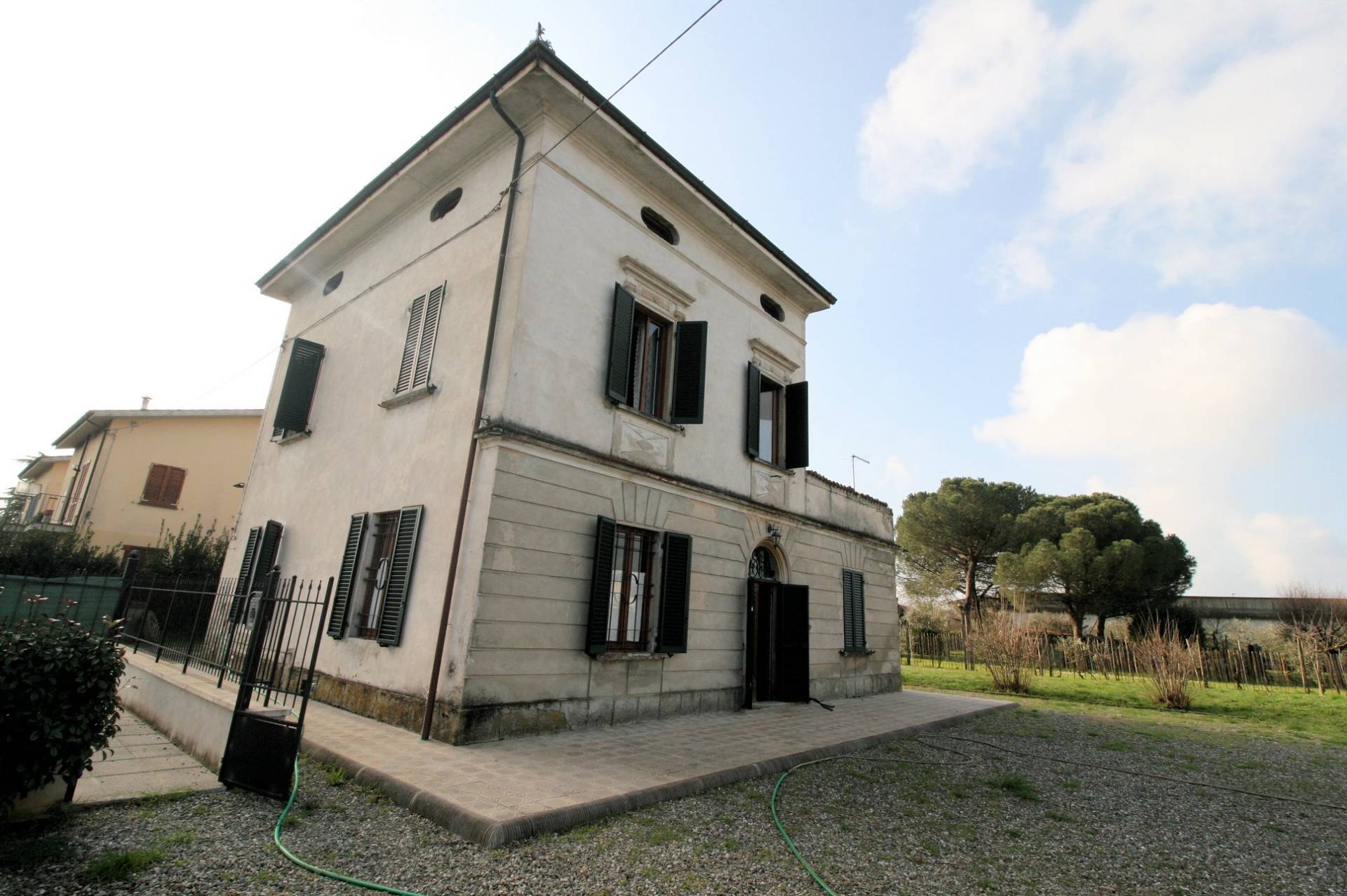 Casa indipendente in vendita, Altopascio spianate