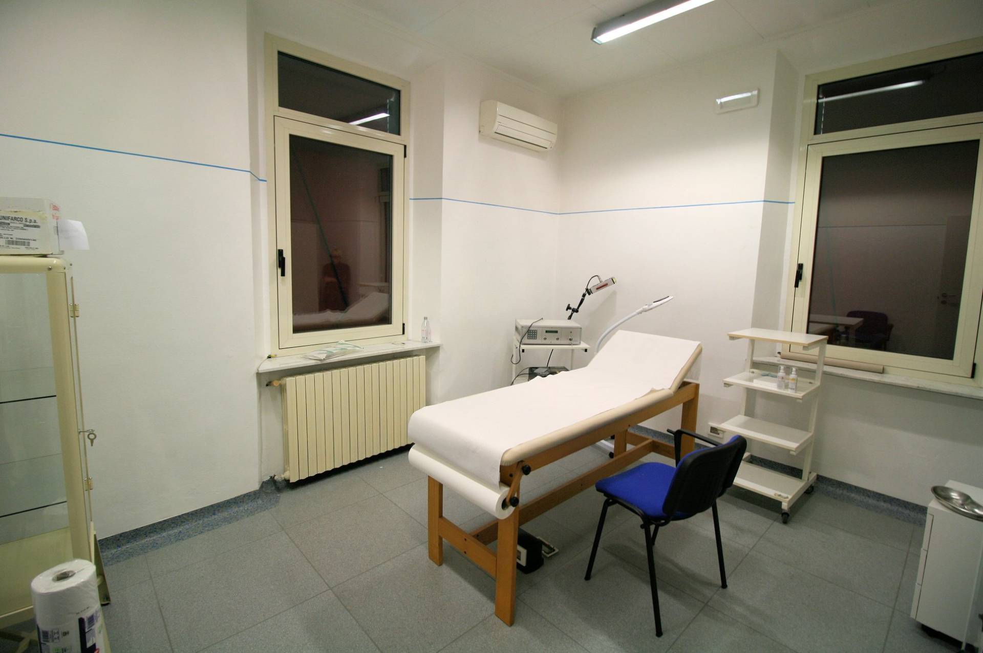 UNITA' IMMOBILIARE DI AMPIA SUPERFICIE CON OTTIME POTENZIALITA' DI UTILIZZO IN POSIZIONE CENTRALE in