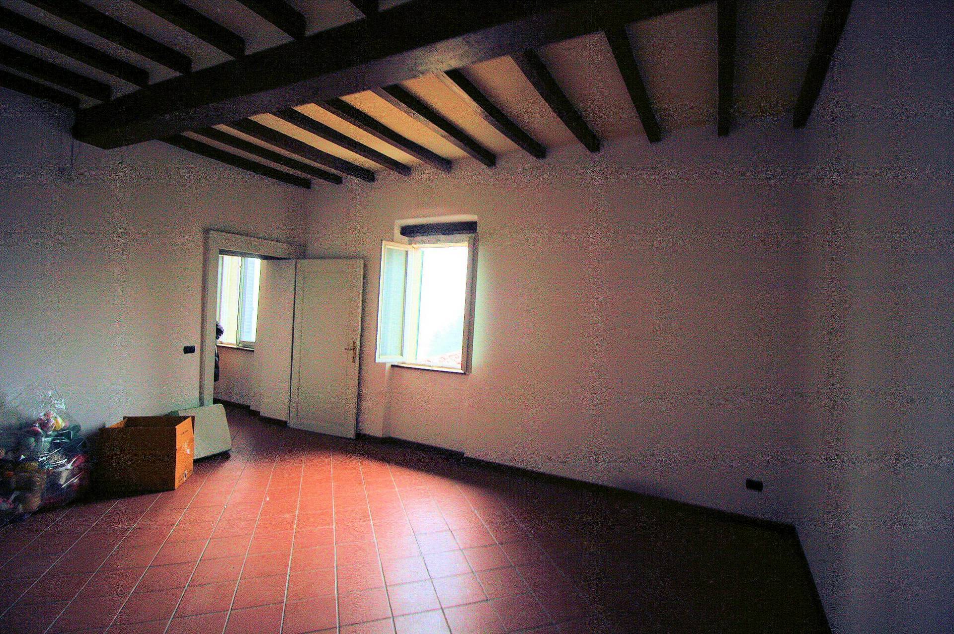 Appartamento ristrutturato al piano secondo in vendita a Abetone Cutigliano